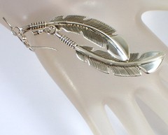 ESTATE Vtg Navajo Feather 12.2g Sterling Silver Feather 3 1/8″ Dangle Earrings