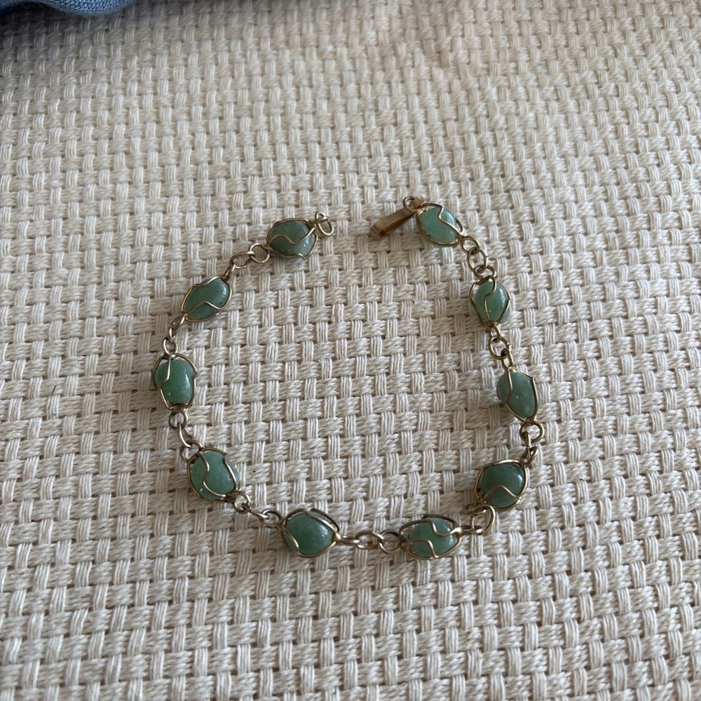 Woman’s Vintage Nephrite Jade Wire Wrapped Bracelet 7.5 Inch