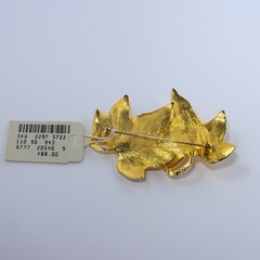 Vtg Maple Leaf Frog Leaves Goldtone Jewelry Amphibian Brooch & Earrings Set