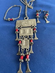 Vintage Tribal-Style Jewelry Demi-Parure Set – Necklace, Bracelet & Earrings
