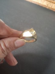 VINTAGE TEXTURED MARKED KARATCLAD 18kt H.G.E. MEN’S RING 60s