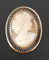 Vintage Winar 12K Gold Clad Hand Carved Shell Cameo Filigree Brooch Pendant Pin