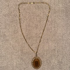 Vintage Warner Intaglio Light Brown Glass Cameo Pendant & Gold Tone 23” Necklace