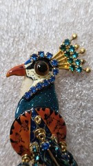 VINTAGE “LUNCH AT THE RITZ” RHINESTONE PEACOCK BIRD DANGLE CLIP ON EARRINGS