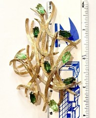 Vintage BENEDETTO PANETTA MCM ABSTRACT XL PENDANT 3 3/4” Faux Peridot Emeralds