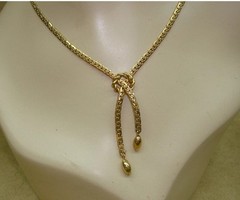 VINTAGE SARAH COV GOLD TONE FLAT FANCY LINK NECKLACE CRISSCROSS/LOOP/TIE DESIGN