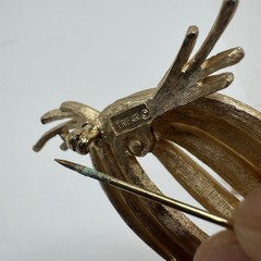 Trifari Mid Century Abstract Brooch Earrings Set Gold Tone Crown Trifari Mark