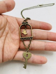 Vintage Bronze Tone Lovebird in Gilded Cage Dove Heart Lock Key 18 in Necklace