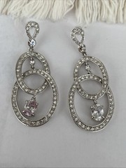 Vintage Nolan Miller Glamour Rhinestone Dangle Pierced Earrings 2 1/4”