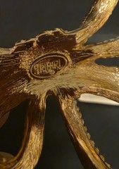 Vintage Trifari Large Gold Tone Ribbon Brooch Bow