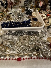 Pretty Junk Jewelry Lot Vintage And Modern Mix 9 1/2 Lbs. For Repurpose Or Craft