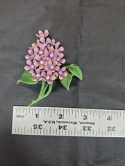 VTG ENAMEL GLASS PINK VIOLETS HYDRANGEA LILACS FLOWER BOUQUET CLUSTER BROOCH