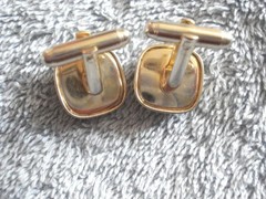 LOT OF 2 PAIR OF GOLD-TONED & GEMSTONE SIGNED CUFFLINKS &TIE BAR(AVON & HAYWARD)