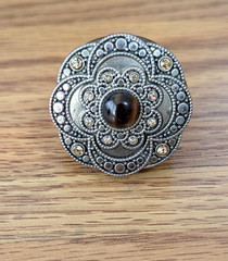 Vintage Lucite Ring Floral Statement Large Oversized Size 7 Unique Unusual Rare