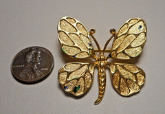 Vintage signed 1968 Grosse Germany Gold-tone Butterfly Brooch as is