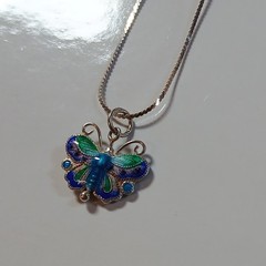 Vintage 925 Enameled Green Blue Purple Butterfly Pendant Necklace 15.5 inches
