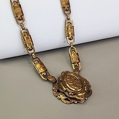 Vintage Kramer of NY Necklace Book Chain Victorian Revival Gold Tone SHORT 14″