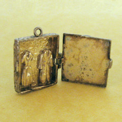 Vintage English Sterling Silver Opening Charm Decorative Wardrobe Trunk