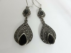 VTG OLD AWESOME MARKASITE & BLACK ONYX LONG DANGLE EARRINGS PIERCED