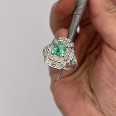 Art Deco Platinum Ladies 6.6x6mm 1.00ct Green Emerald & Diamond Ring Size 8.5