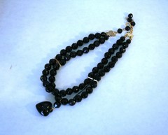 Black genuine Lucite beaded layered collar necklace 12″ + 2″ with heart charm