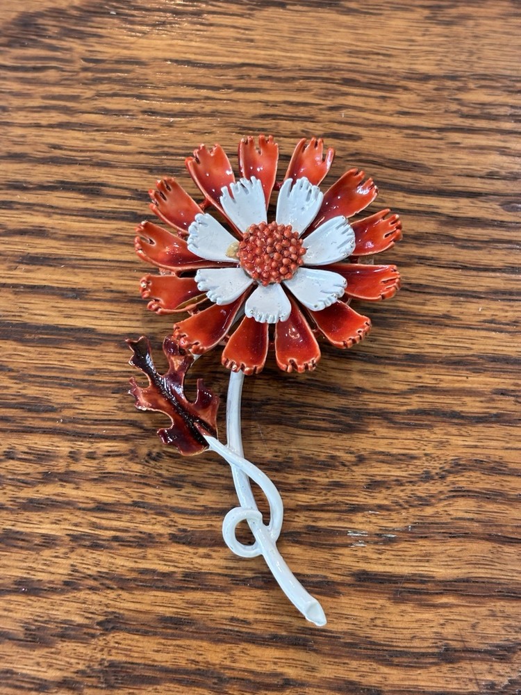 Vintage Retro Enamel Daisy Flower Brooch, 3.5 Inches Long Lapel Pin A. Pepper