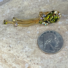 Unsigned Hobe Vtg Rhinestone Waterfall Jellyfish Fringe brooch & earrings green