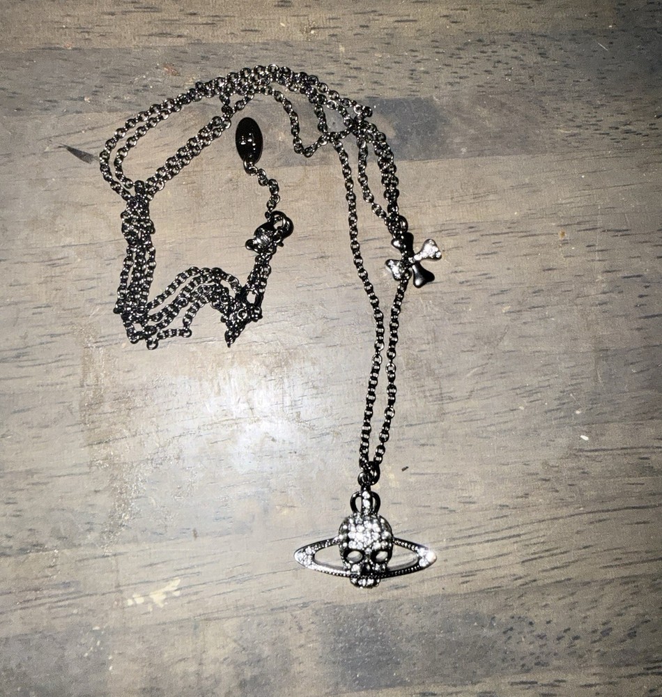 Vivienne Westwood Necklace Skull Bone rare gun metal No box