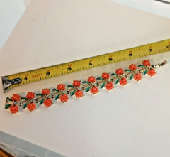 1960 Double Row Coral Celluloid Roses w Green Enamel Bracelet Gold Tone 7″ EUC