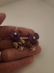 Vtg 60s Goldtone Purple Enamel Faux Pearls Floral Leaf Screw Back Earrings