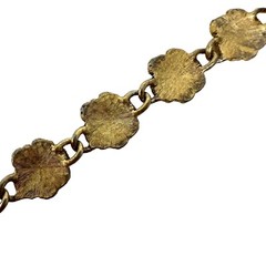 Vintage Gold Tone Dimensional Rose Link Bracelet￼ Fold Over Clasp