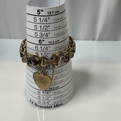 Vintage Gold Tone Chunky Heart Link Bracelet Textured Fold Over Clasp Charm 6.75