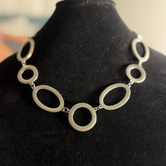 Signed W Silver Tone Open Circle Oval Link Statement Necklace Matte Modern 22in