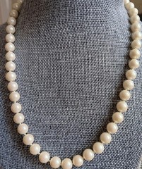 Carol Lee Vintage Faux Pearl Gold Tone Clasp