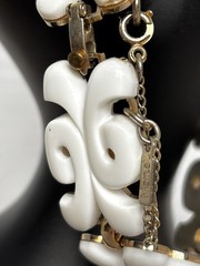 VNTG Monet White Resin Scroll Design 7.5 Inch Panel Bracelet w/ Safety Chain*