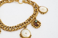 Vintage Bracelet Gold Tone Rhinestone Charm 7.5″