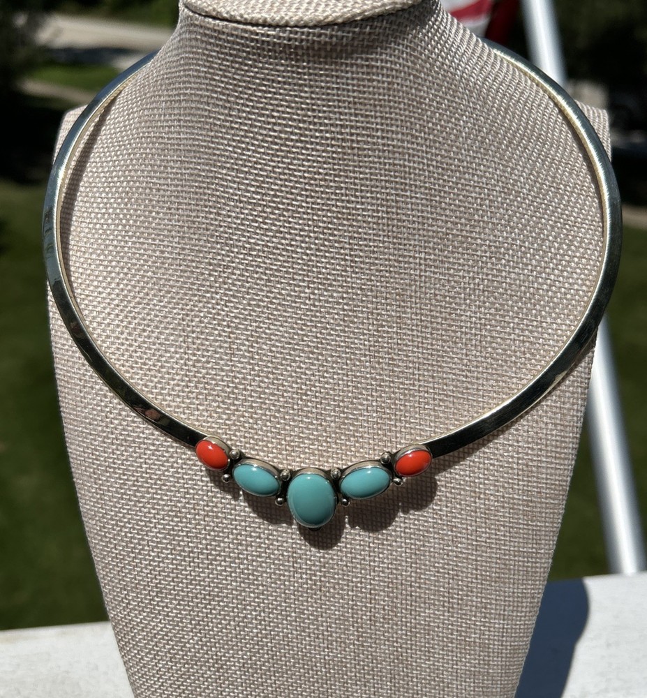 Vintage Southwestern-style Silver TonedTorque Collar Necklace