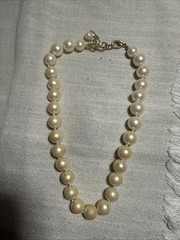 #4 Vintage Faux Pearl Beaded Necklace Gold-Tone Clasp Classic Elegant Strand