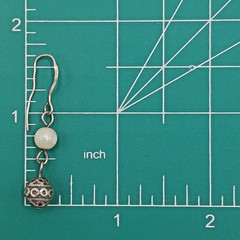 VTG 925 Faux Pearl Drop Earrings 1.5in Sterling Silver 7gtw Pattern Bead Artisan