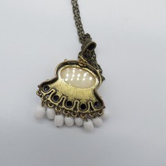 Ivory Color Cabochon Pendant Necklace Boho Cute Everyday Wear 18″