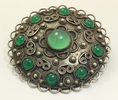 Vintage Art Deco 800 Silver Chrysoprase Cluster Filigree Brooch Pin