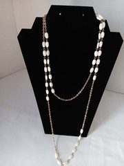 Vintage White Gladd Bead Long Opera Necklace Gold Tone Chain Link 24 in
