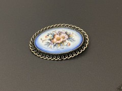 🌸 Vintage Hand Painted Enamel Floral Brooch Oval Blue Silver Tone Pin