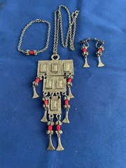 Vintage Tribal-Style Jewelry Demi-Parure Set – Necklace, Bracelet & Earrings
