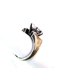 Solitaire w/ Accents Ring Cubic Zirconia Vintage Sterling Silver Size 7 Band