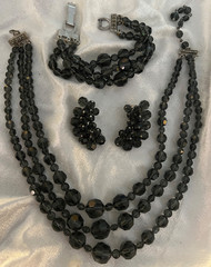 VINTAGE AURORA BOREALIS (AB) 17″ NECKLACE, 7″ BRACELET & SCREW-BACK EARRINGS SET