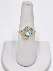 Vintage Ring 18k H.G.E Light Blue Glass Stone Clear Stone Accents