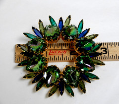 Vintage Green/Blue Aurora Borealis Brooch Goldtone Costume Jewelry EUC