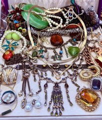 Vintage Estate Costume Jewelry Lot ! CINER , MONET and more!