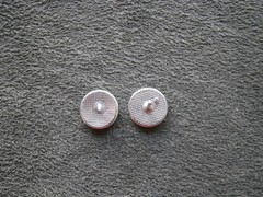 Damascene Bird Round Earrings Vintage Stud Post Earrings 9 mm Diameter ~ 1.8g